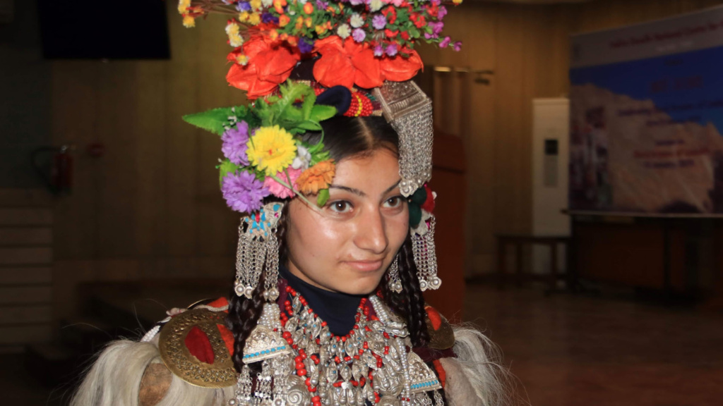Beyond “True Blood”: Unpacking the “Aryan” Myth in Brokpa Country